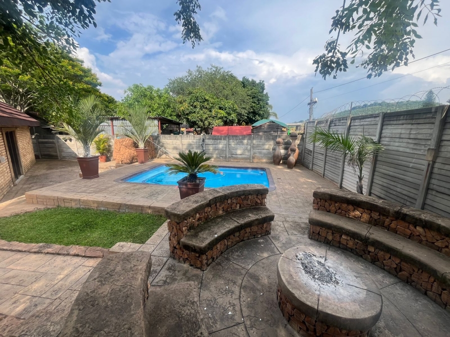 3 Bedroom Property for Sale in Protea Park North West